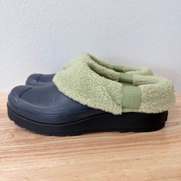 Hunter Gardener Black Fur Lined Waterproof Clogs Women's Size US 9 EU 40 - Picture 2 of 9